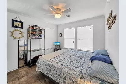 2006 Idyleview View, Crystal Beach, TX 77650 - Photo 19