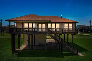 2006 Idyleview View, Crystal Beach, TX 77650 - Photo 3