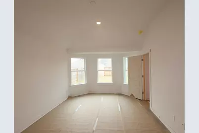 213 Draper Shadows Drive, Willis, TX 77378 - Photo 5