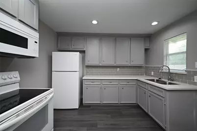 109 Dooley #A, Prairie View, TX 77445 - Photo 9