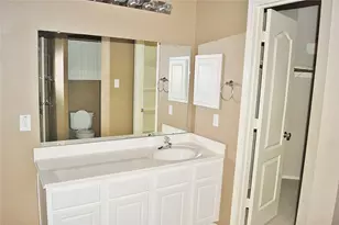 2606 Shearwater Ct, League City, TX 77573 - Photo 11