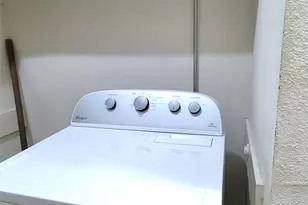 11711 Memorial Dr, Houston, TX 77024 - Photo 19