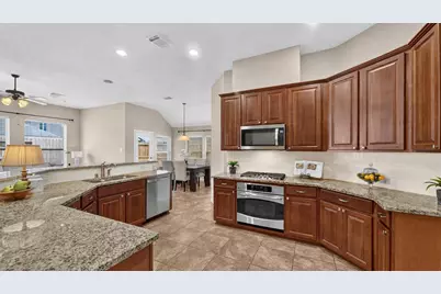 14315 Andrews Ridge Lane, Humble, TX 77396 - Photo 9