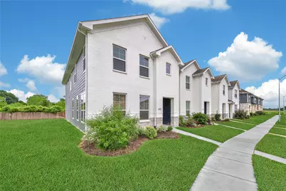 2203 Seven Oaks Boulevard, Tomball, TX 77375 - Photo 3
