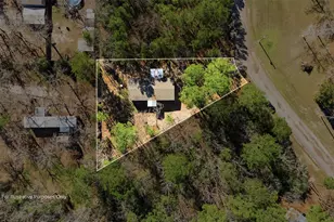 140 Michaels Ln, Huntsville, TX 77320 - Photo 5