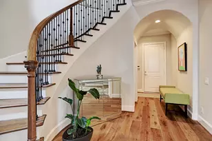 1152 Mosaico Ln, Houston, TX 77055 - Photo 3
