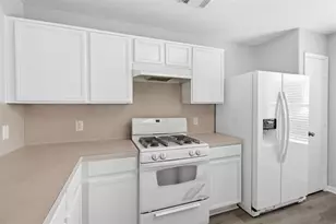 11422 Cabbot Cove Ct, Tomball, TX 77375 - Photo 11