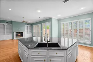 14210 Reissen Ln, Houston, TX 77069 - Photo 11