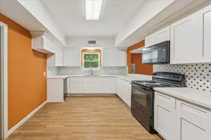 7130 Brace St, Houston, TX 77061 - Photo 3