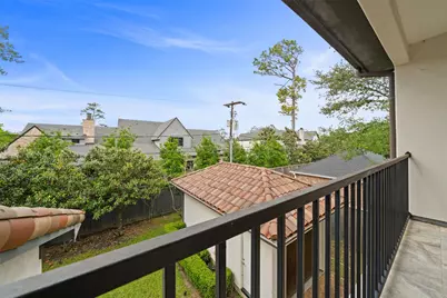 11714 Memorial Drive, Houston, TX 77024 - Photo 29