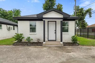 4116 Linn Street #A, Houston, TX 77026 - Photo 1