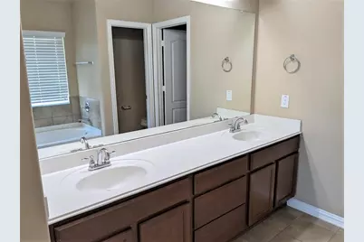 9427 Fossil Canyon Drive, Humble, TX 77396 - Photo 11