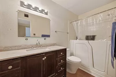 101 Stratford #104, Houston, TX 77006 - Photo 13