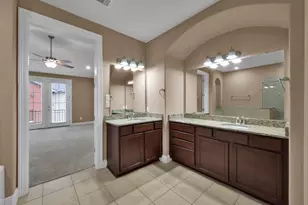 14546 San Pietro Dr, Houston, TX 77070 - Photo 17