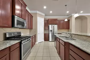14546 San Pietro Dr, Houston, TX 77070 - Photo 7