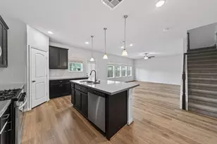 810 Spruce Pine Dr, Willis, TX 77318 - Photo 21