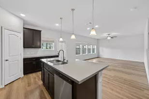 810 Spruce Pine Dr, Willis, TX 77318 - Photo 13