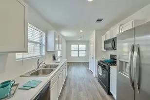 3755 Solanum Dr, Conroe, TX 77301 - Photo 5