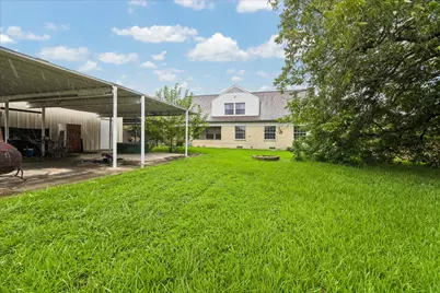 1330 Des Jardines Street, Houston, TX 77023 - Photo 25