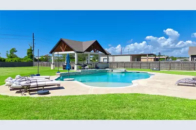 15211 Icet Creek Avenue, Mont Belvieu, TX 77523 - Photo 43