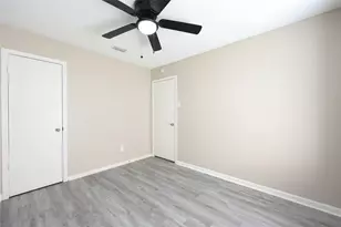 11510 Teaside Dr, Houston, TX 77066 - Photo 21