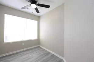 11510 Teaside Dr, Houston, TX 77066 - Photo 17