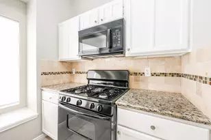 11510 Teaside Dr, Houston, TX 77066 - Photo 9