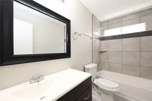 11510 Teaside Dr, Houston, TX 77066 - Photo 15