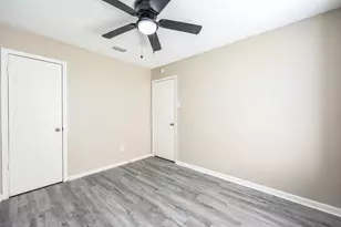 11510 Teaside Dr, Houston, TX 77066 - Photo 17
