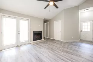 11510 Teaside Dr, Houston, TX 77066 - Photo 5