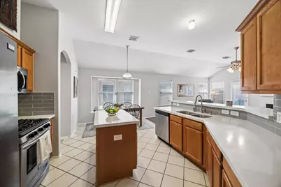 21583 Kings Bend Drive, Kingwood, TX 77339 - Photo 7