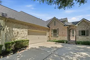 10 Little Falls Place, Tomball, TX 77375 - Photo 3