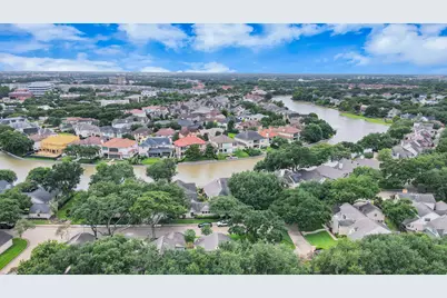 1023 Oyster Bay Drive, Sugar Land, TX 77478 - Photo 35