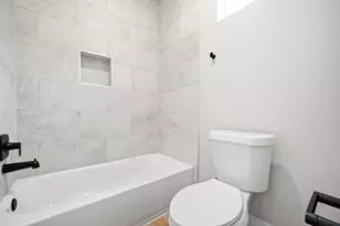 5814 Cebra St, Houston, TX 77091 - Photo 25