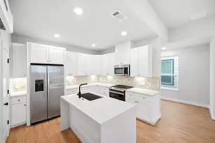 5814 Cebra St, Houston, TX 77091 - Photo 9