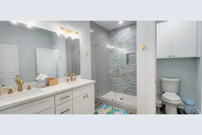 25010 San Simeon Ct, Galveston, TX 77554 - Photo 21