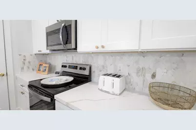 25010 San Simeon Ct, Galveston, TX 77554 - Photo 5