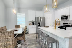 25010 San Simeon Ct, Galveston, TX 77554 - Photo 7