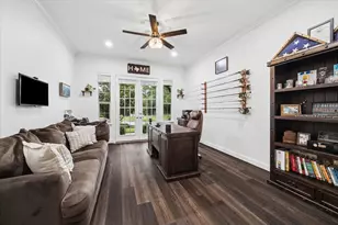 26 S Pinto Point Cir, The Woodlands, TX 77389 - Photo 9