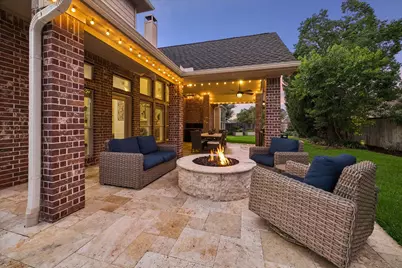 26 S Pinto Point Circle, The Woodlands, TX 77389 - Photo 35