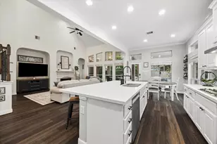 26 S Pinto Point Cir, The Woodlands, TX 77389 - Photo 15