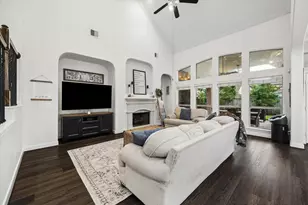 26 S Pinto Point Cir, The Woodlands, TX 77389 - Photo 11