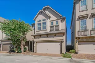 10804 Brittmoore Oaks Pl, Houston, TX 77043 - Photo 1