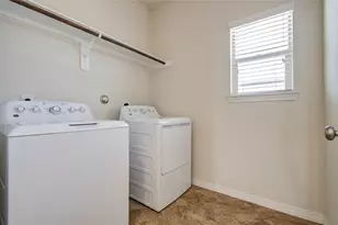 10804 Brittmoore Oaks Pl, Houston, TX 77043 - Photo 19