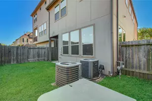 10804 Brittmoore Oaks Pl, Houston, TX 77043 - Photo 31