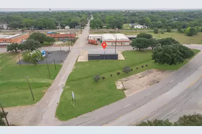 401 E Main Street, Eagle Lake, TX 77434 - Photo 19