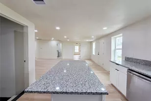 4607 Englewood St, Houston, TX 77026 - Photo 13