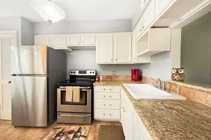 926 Rutland St, Houston, TX 77008 - Photo 7