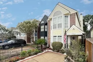 926 Rutland St, Houston, TX 77008 - Photo 1
