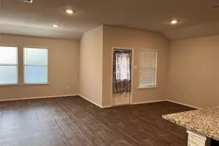 312 Comal Dr, Huntsville, TX 77340 - Photo 19